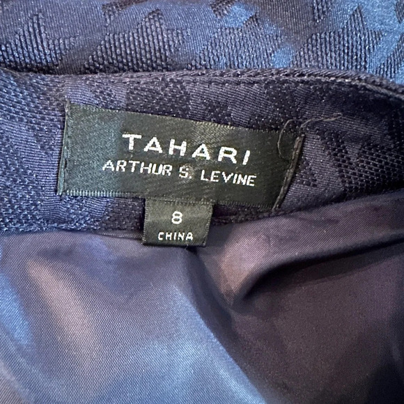Tahari navy dress size 8 - Picture 9 of 10